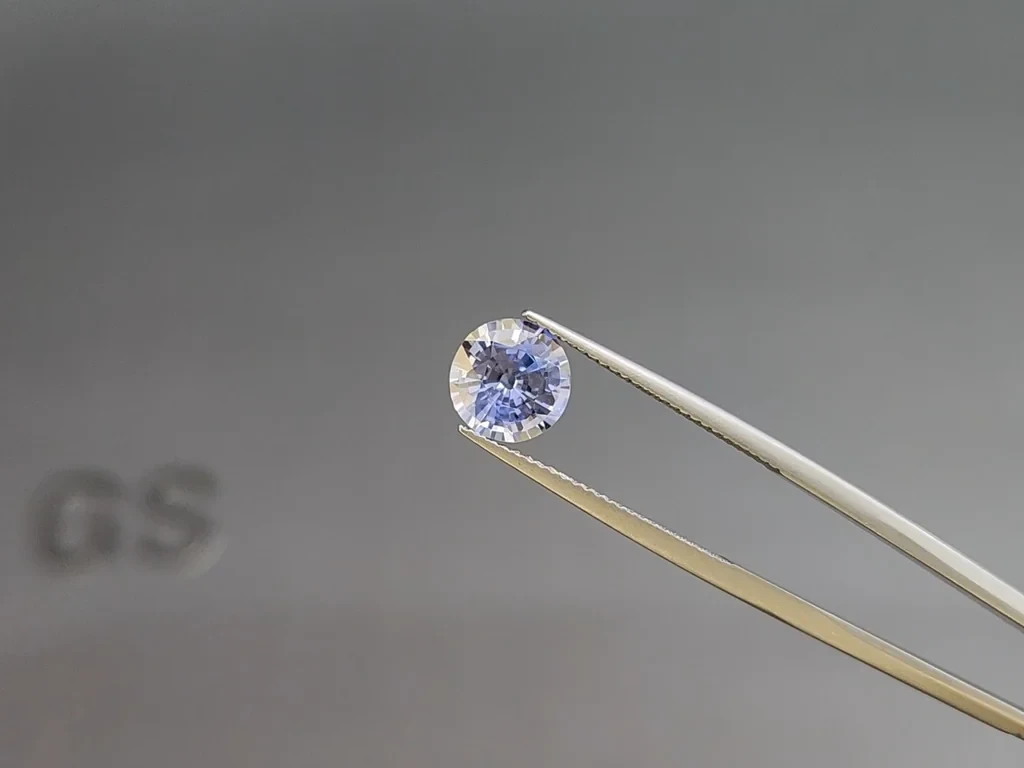 Bi-color sapphire round cut 2.42 carats, Sri Lanka Image №3
