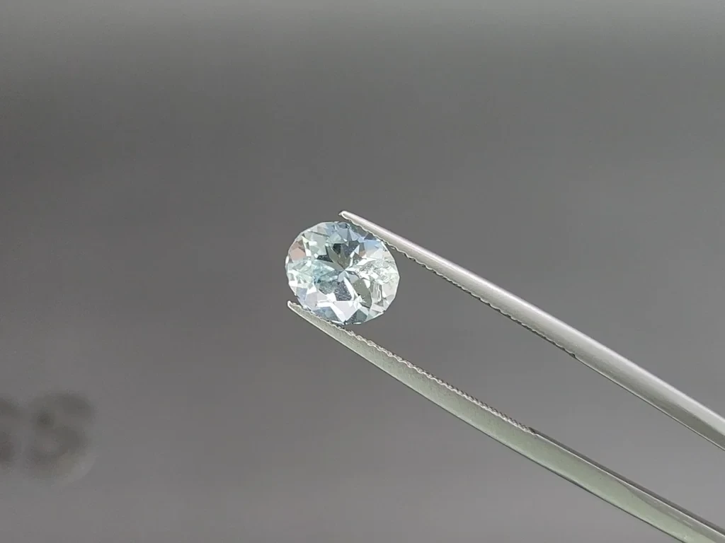 Aquamarine oval cut 1.82 carats, Madagascar  Image №3