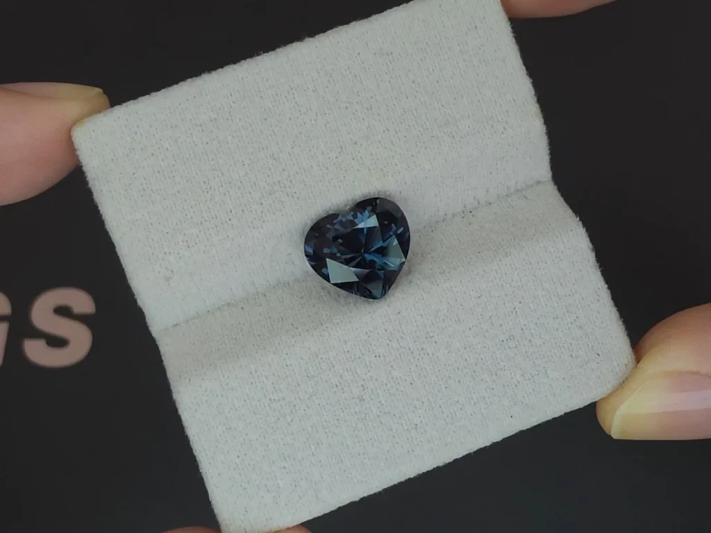 Gray blue spinel heart shape 3.65 carats, Tanzania Image №4