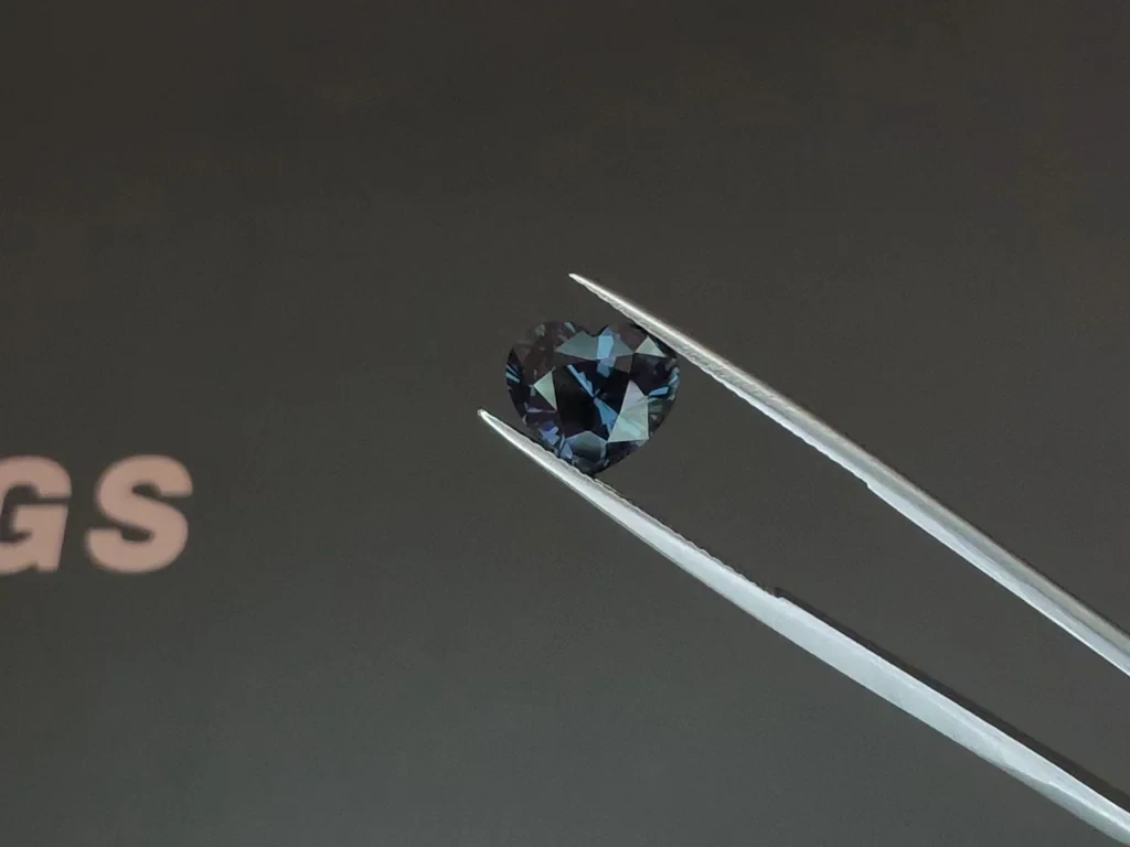Gray blue spinel heart shape 3.65 carats, Tanzania Image №3
