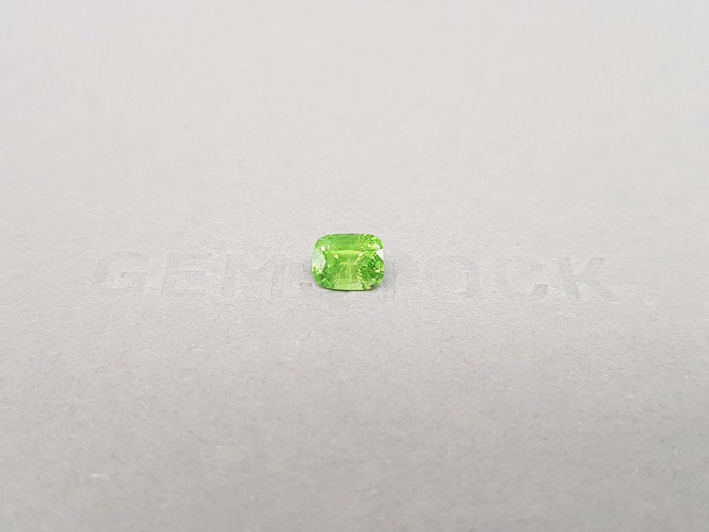  Light green tsavorite garnet in cushion cut 1.36 ct, Africa  Image №2