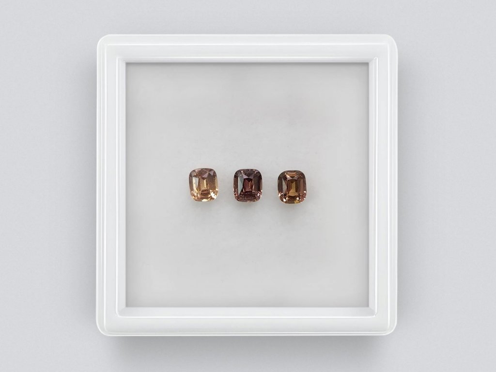 Set of unheated cushion cut sapphires 1.27 carats, Madagascar Image №1