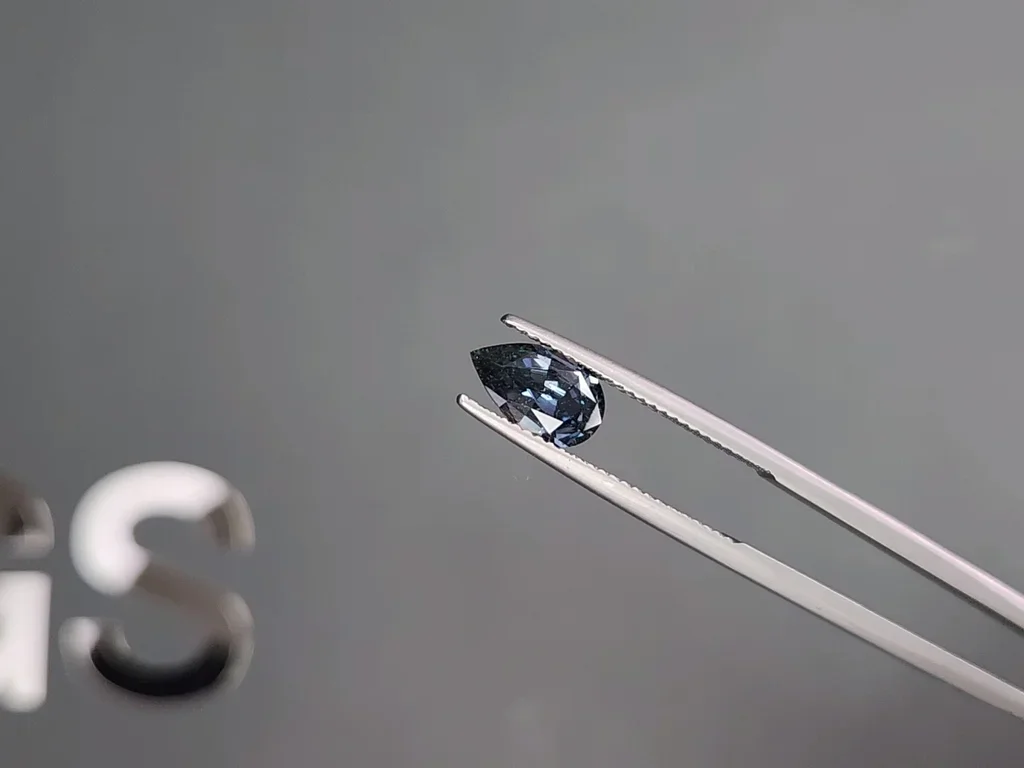 Unheated Teal sapphire pear cut  1.49 carats, Madagascar Image №3