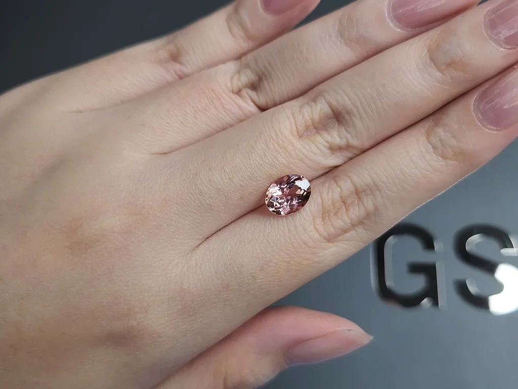 Tourmaline pink-orange in oval cut 1.89 carats, Africa Image №2