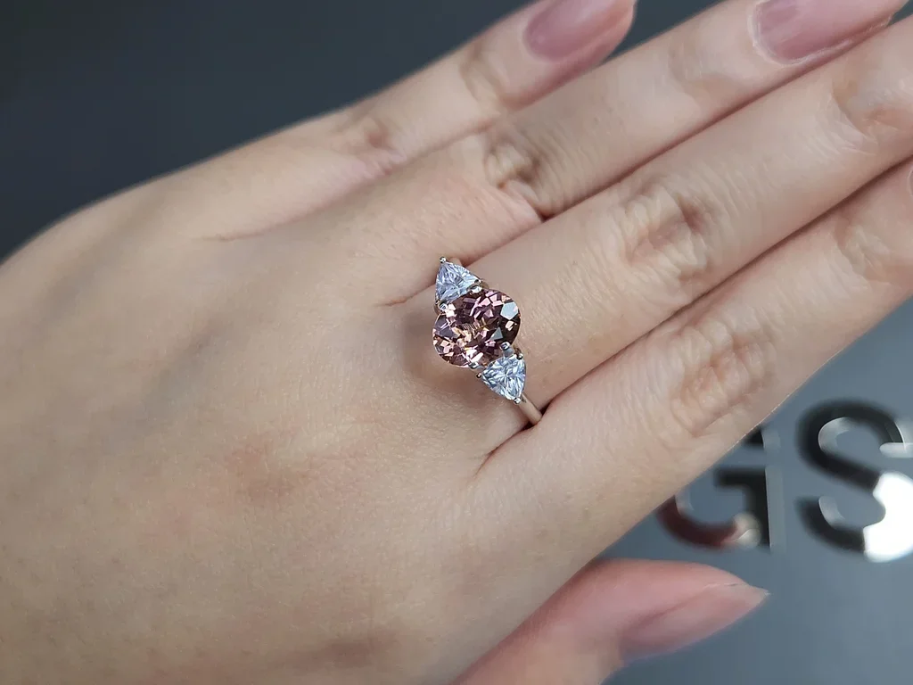 Tourmaline pink-orange in oval cut 1.89 carats, Africa Image №5