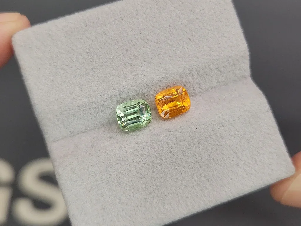 Contrasting pair of garnet spessartine and grossular in cushion cut 3.07 carats, Tanzania Image №4