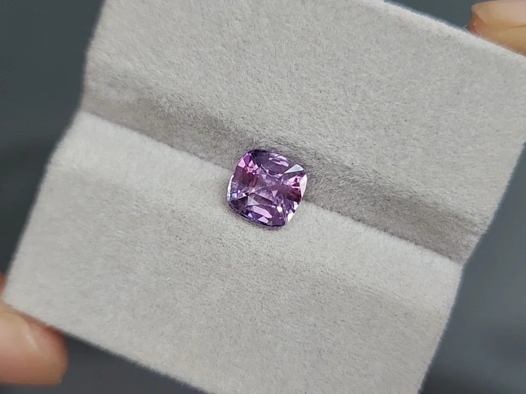 Pink sapphire cushion cut 2.03 carats, Sri Lanka Image №4