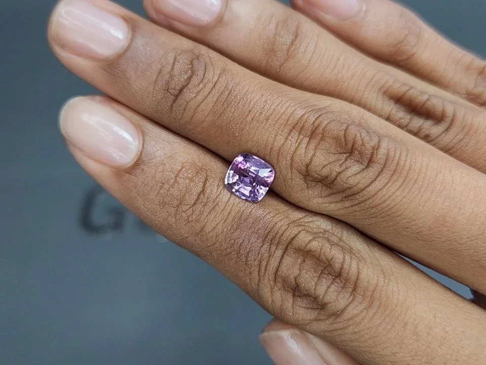 Pink sapphire cushion cut 2.03 carats, Sri Lanka Image №2