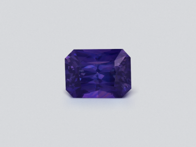 Unheated violet sapphire radiant cut 1.56 carats, Sri Lanka photo