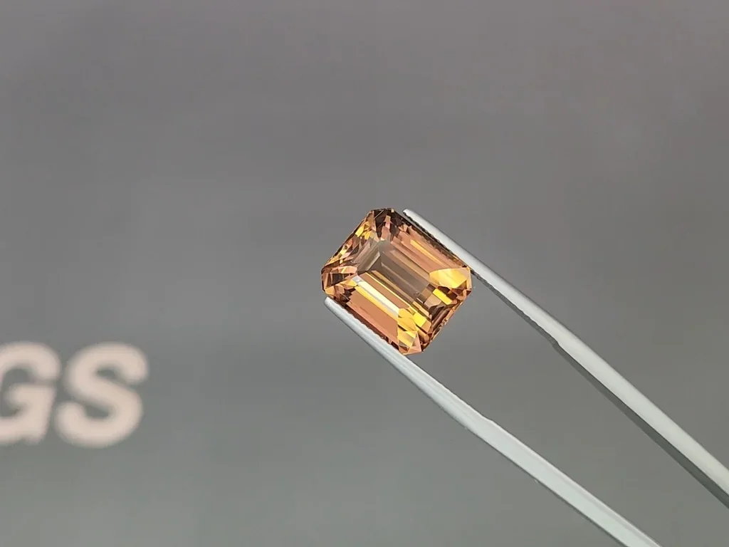Large tourmaline octagon cut 12.27 carats, Africa Image №3