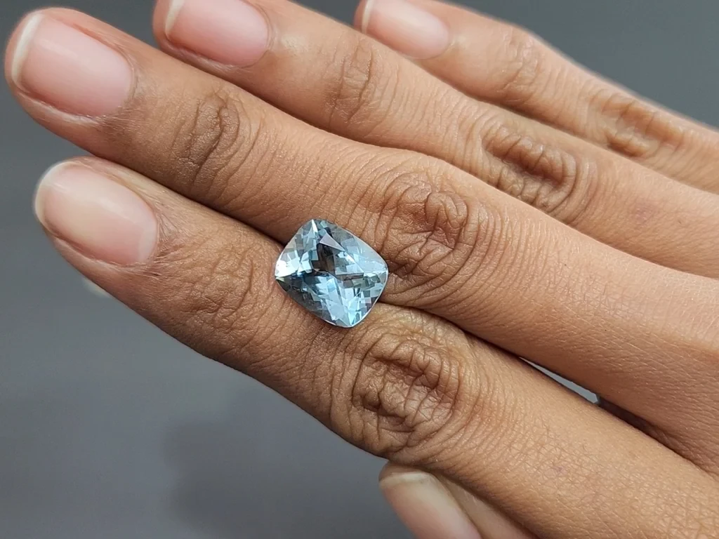 Aquamarine cushion cut  4.92 carats, Madagascar  Image №2