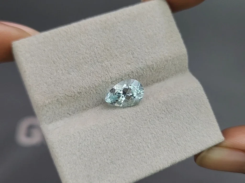 Paraiba tourmaline pear cut 1.70 carats, Africa Image №4