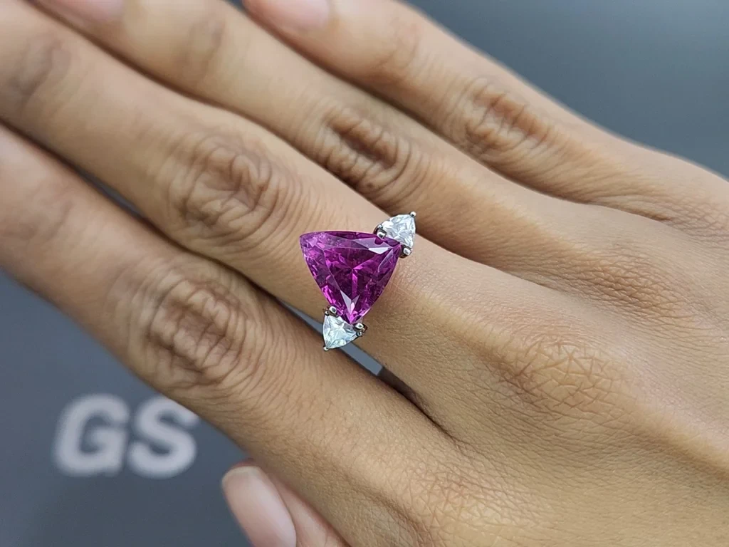 Purple tourmaline trillion cut 5.15 carats, Africa Image №5