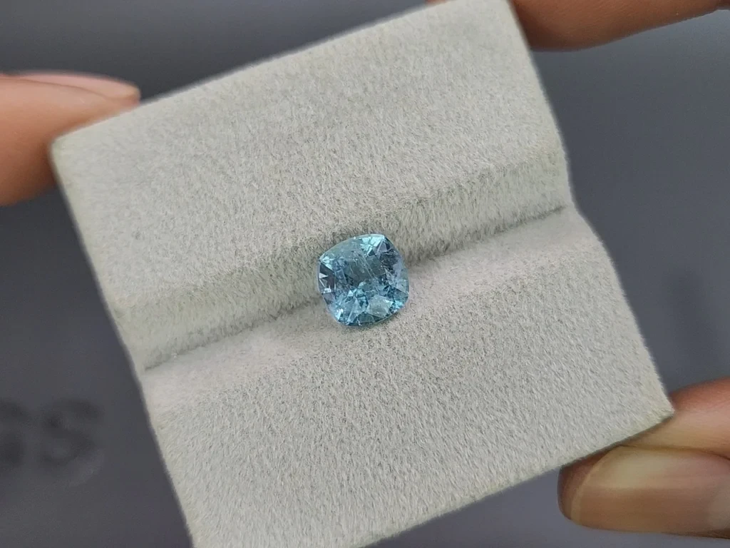 Aquamarine cushion cut  1.65 carats, Madagascar  Image №4