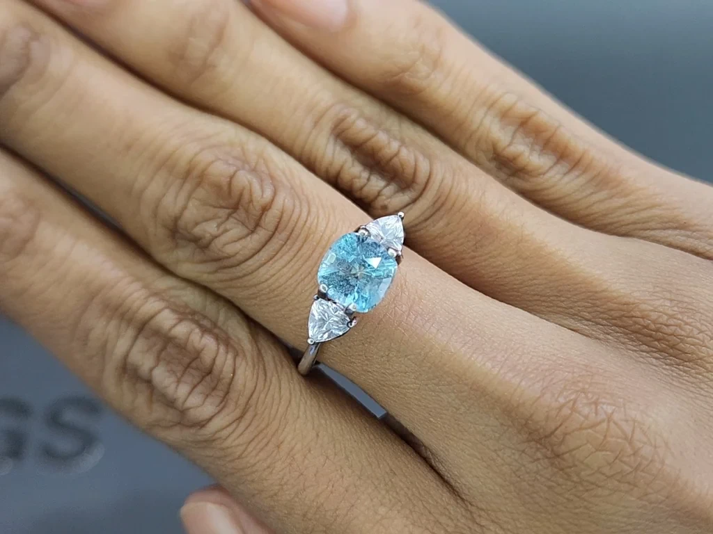 Aquamarine cushion cut  1.65 carats, Madagascar  Image №5