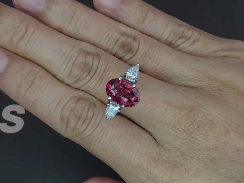 Mahenge spinel oval cut 4.05 carats, Tanzania Image №5