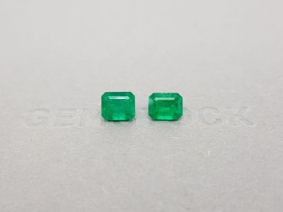 Pair of Vivid Octagon Cut Emeralds 2.59ct, Colombia photo