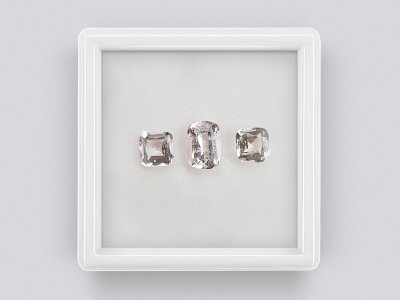 Set of three cushion-cut morganites 1.76 carats photo