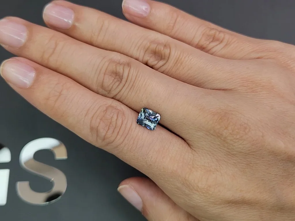 Unheated teal sapphire in radiant cut 2.05 carats, Madagascar Image №2