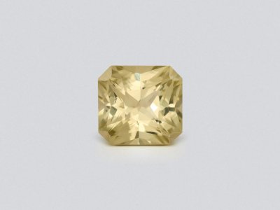 Yellow chrysoberyl in radiant cut 1.73 carats, Sri Lanka photo