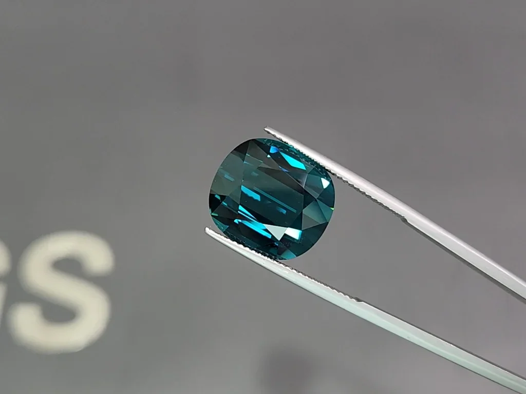Large blue indigolite tourmaline cushion cut 16.00 carats, Afghanistan  Image №3