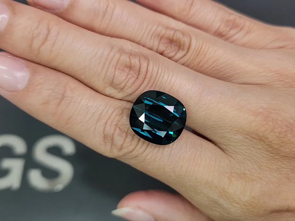 Large blue indigolite tourmaline cushion cut 16.00 carats, Afghanistan  Image №2