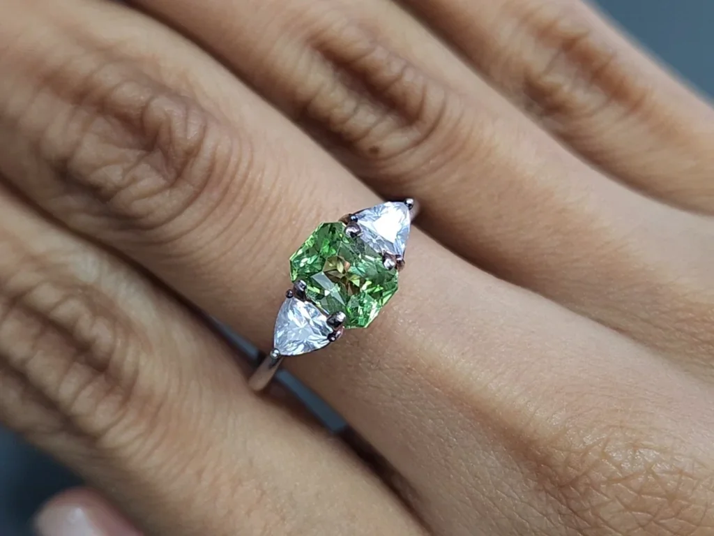 Tsavorite garnet radiant cut 1.65 carats, Tanzania Image №5