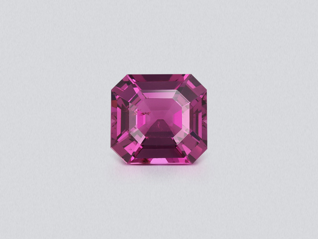 Purple garnet octagon cut  3.75 carats,Tanzania Image №1