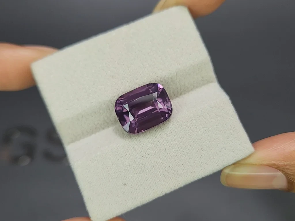 Purple spinel cushion cut 8.49 carats, Tanzania Image №4