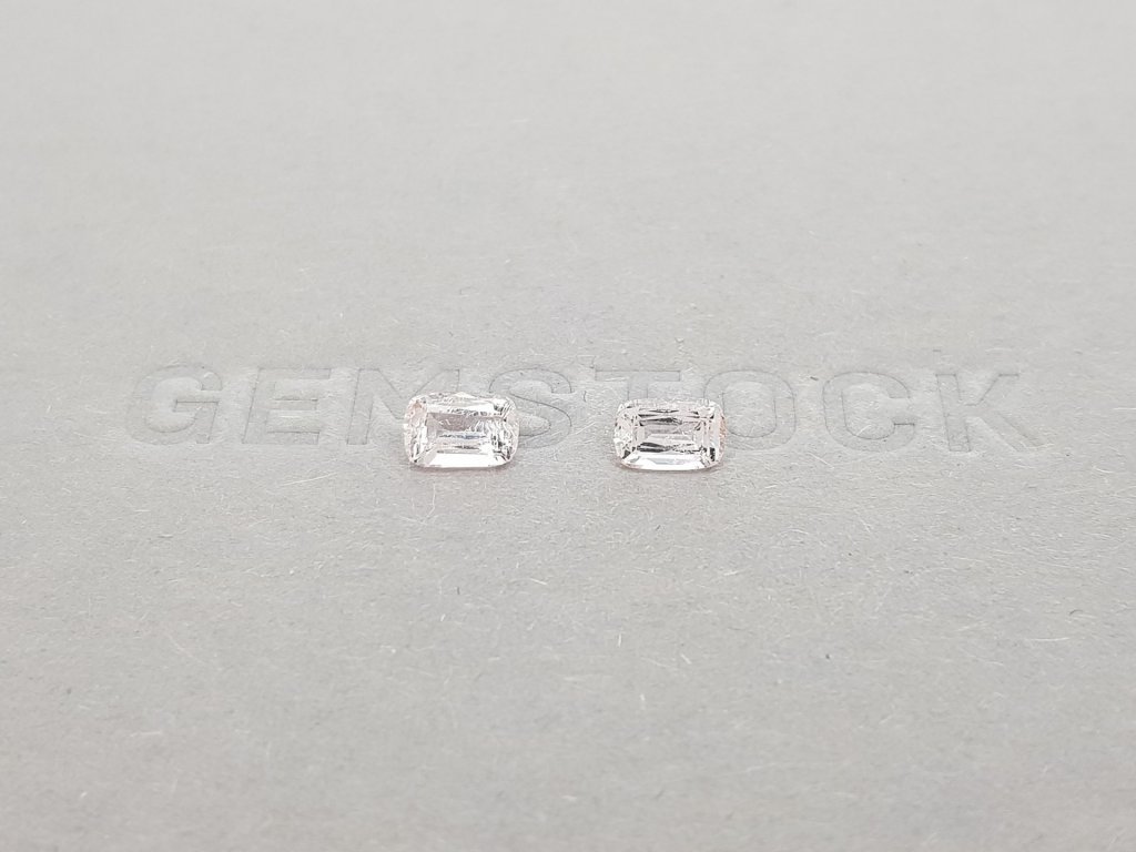 Pair of light pink cushion cut morganites 0.95 carat Image №1