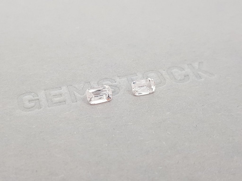 Pair of light pink cushion cut morganites 0.95 carat Image №2