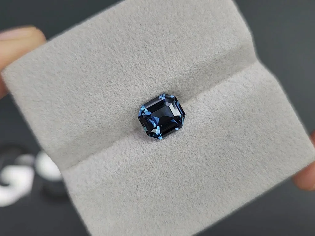 Blue spinel in octagon cut 1.95 carats, Sri Lanka  Image №4