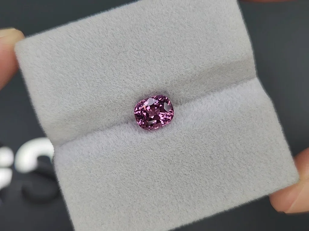 Pink spinel in cushion cut 1.51 carats, Vietnam Image №5