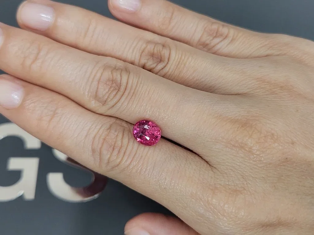 Vivid pink Mahenge spinel in oval cut 2.57 carats, Tanzania Image №2
