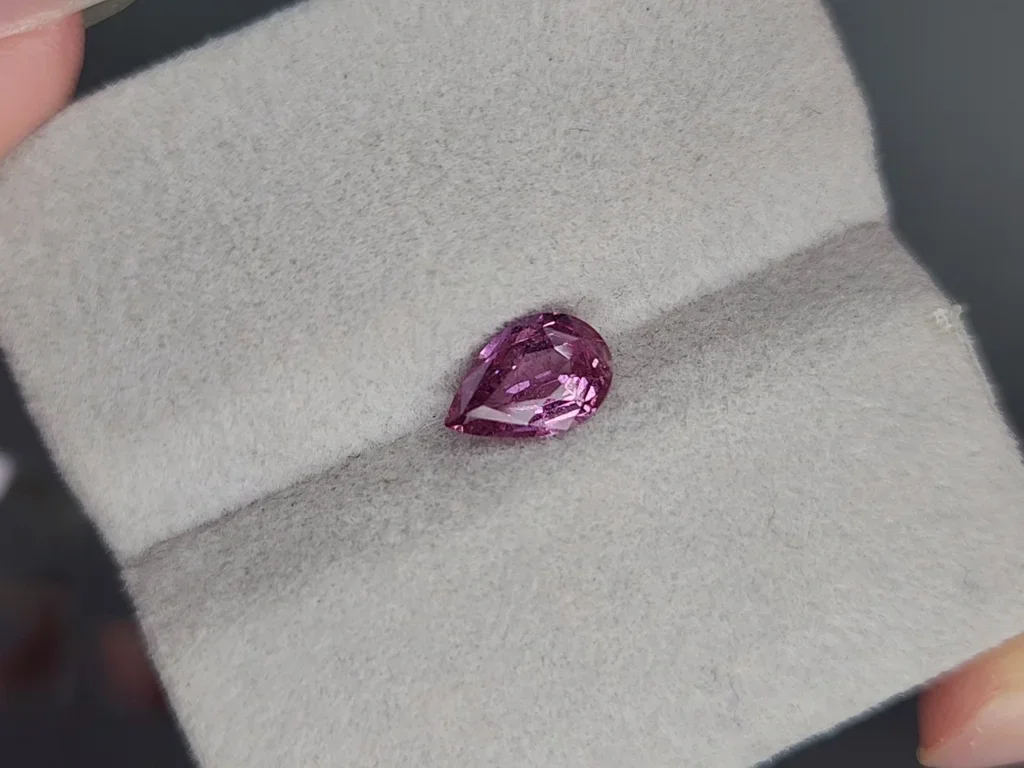 Unheated purple sapphire pear cut 1.24 carats, Madagascar Image №4