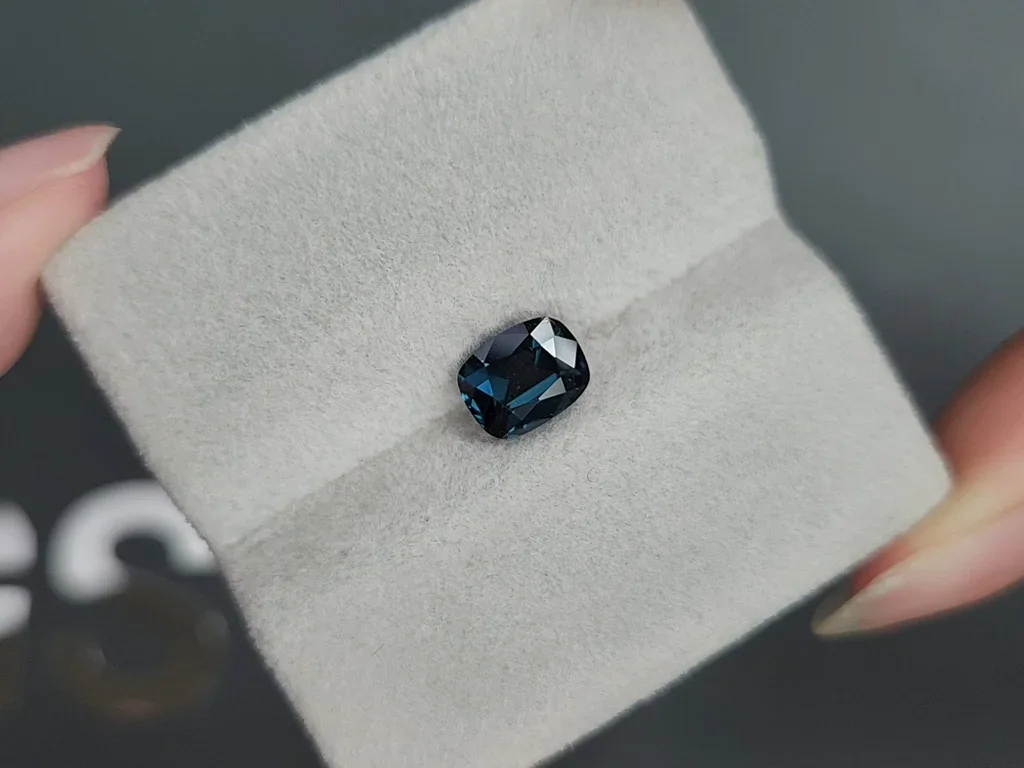 Deep Blue spinel in cushion cut blue 1.67 carats, Tanzania Image №4