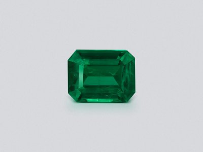 Emerald Vivid Green octagon cut 1.86 carats, Pakistan photo