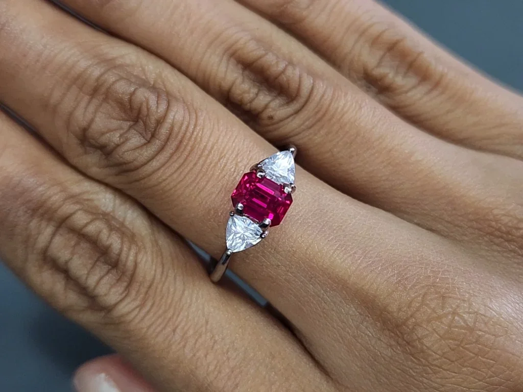 Unheated ruby octagon cut 1.01 carats, Mozambique Image №5