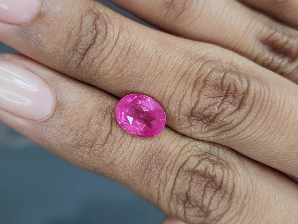 Mahenge spinel oval cut 3.02 carats, Tanzania Image №2