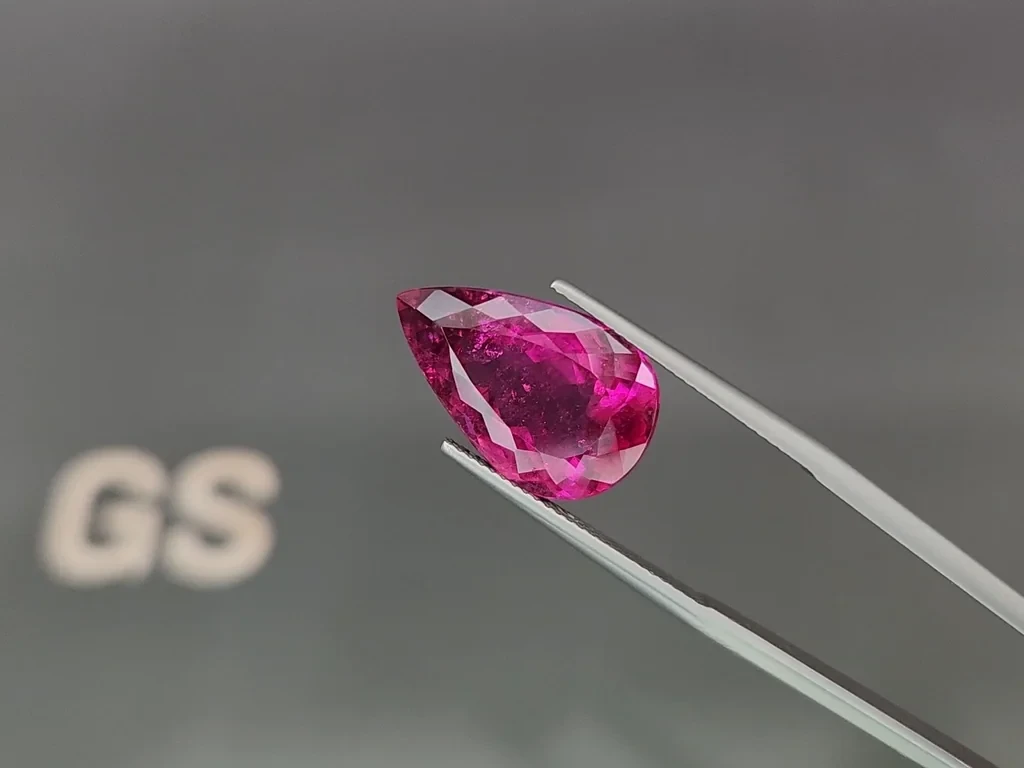 Large rubellite tourmaline pear cut 10.24 carats, Africa Image №3