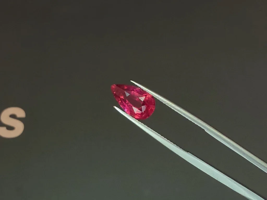 Mahenge spinel Vibrant Pink pear shape 3.63 carats, Tanzania Image №3