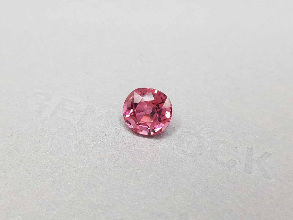 Vibrant pink cushion cut tourmaline 4.02 ct Image №3
