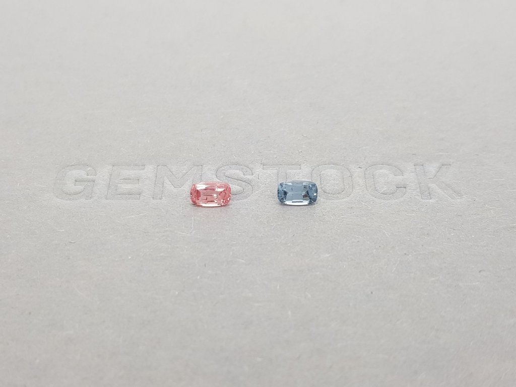 Contrasting pair of pink and blue cushion cut spinel 0.57 ct Image №2