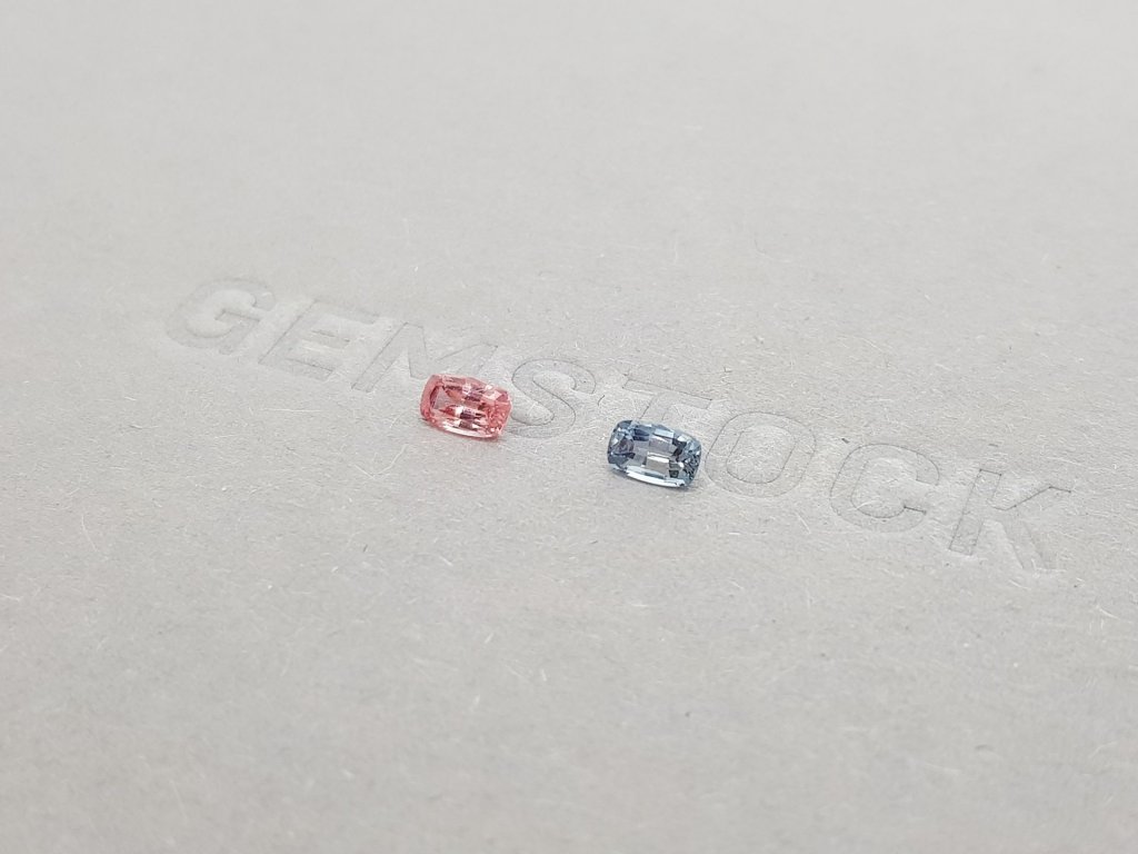 Contrasting pair of pink and blue cushion cut spinel 0.57 ct Image №4