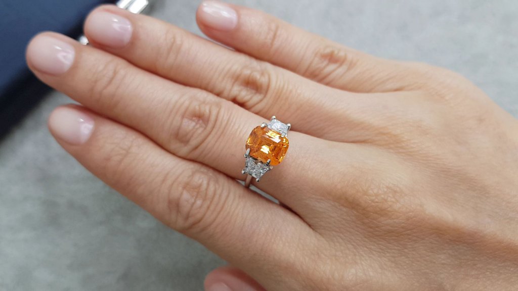 Spessartine garnet 2.72 carats cushion cut, Africa Image №4