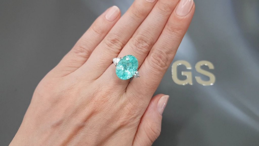 Large neon blue Paraiba tourmaline in oval cut 11.50 carats, Mozambique Image №4