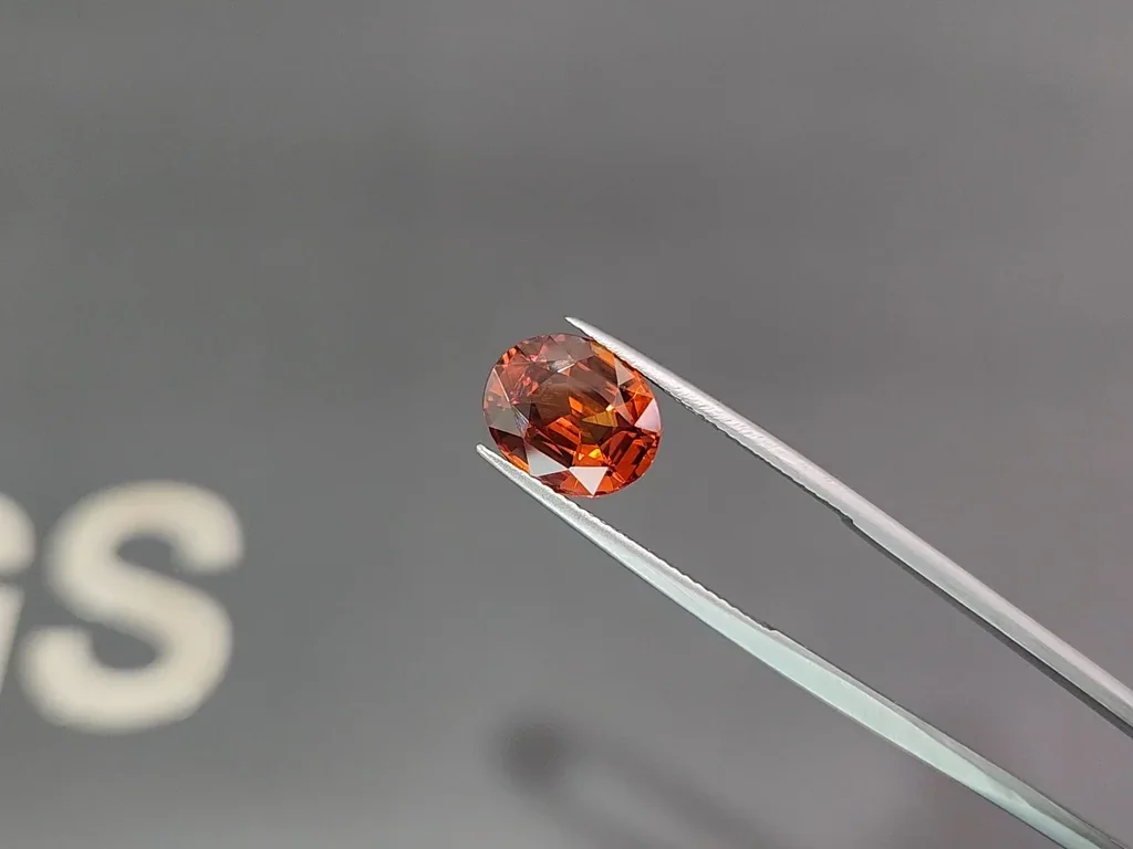 Spessartine garnet oval cut 5.03 carats, Africa Image №3