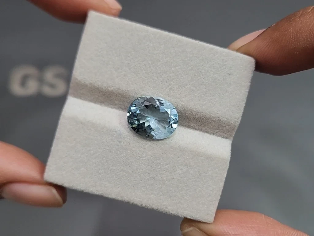 Aquamarine oval cut 4.12 carats, Madagascar Image №4