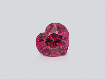 Garnet rhodolite Vivid Pink heart shape 5.56 carats, Tanzania photo