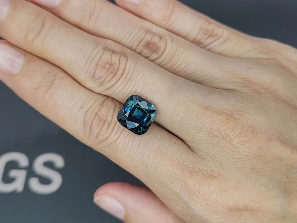 Unheated Teal sapphire cushion cut 7.05 carats, Madagascar Image №2